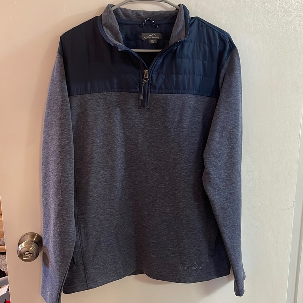 Eddie Bauer mens medium 1/4 zip pullover